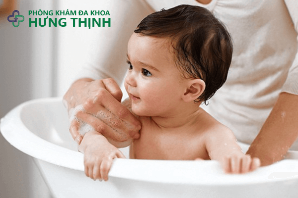 Làm gì để chữa viêm bao quy đầu ở trẻ em